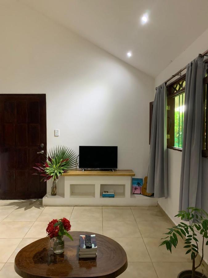 Hostel 7, Casa De Gingi Playa Santa Teresa  Εξωτερικό φωτογραφία